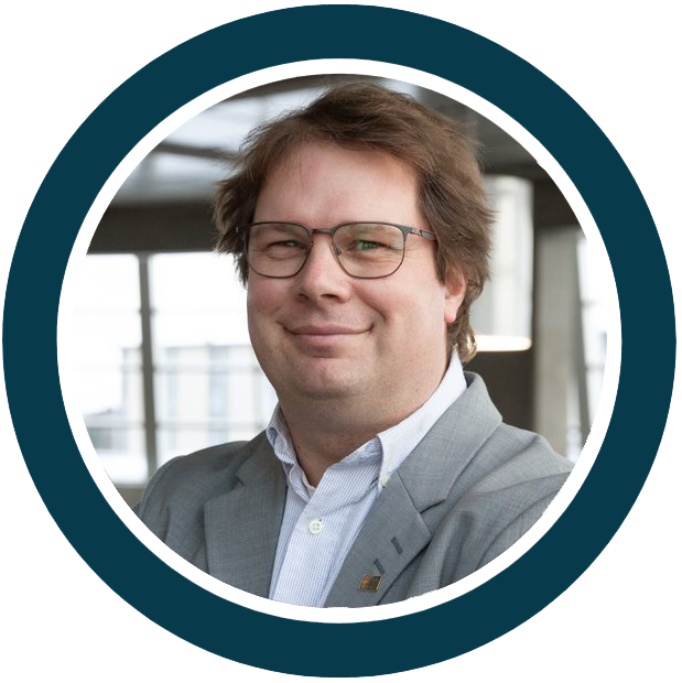 Photographic portrait of SecuR&E Forum 2025 Speaker Guillaume Dubé