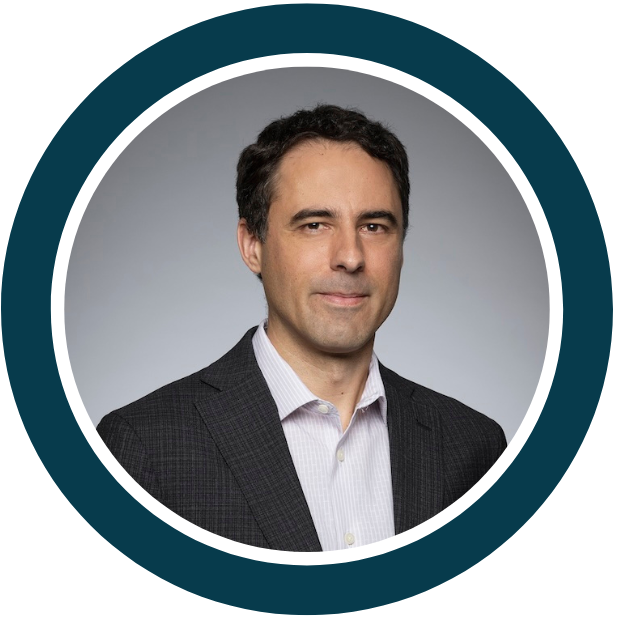 Photographic portrait of SecuR&E Forum 2025 Speaker Mathieu Bertrand